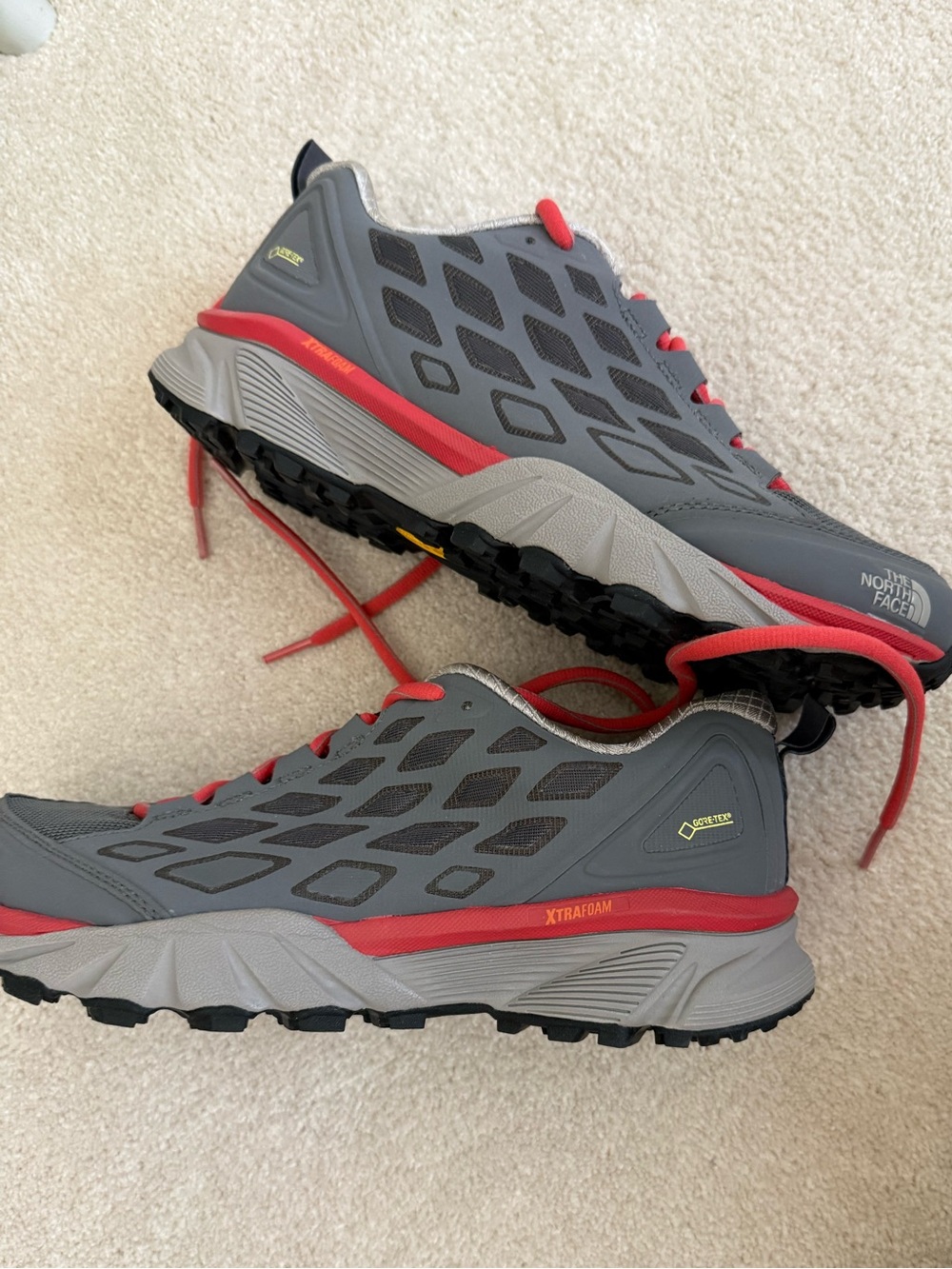 The North Face Endurus Hike GTX women's shoes in a gray and salmon pink NWOT